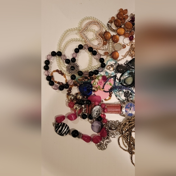 Bulk Jewelry Lot A1 - 2lb 13oz - Picture 3 of 5